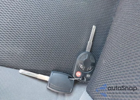 2013 Ford Focus Se из США, поврежденный, VIN 1FADP3F23DL321046